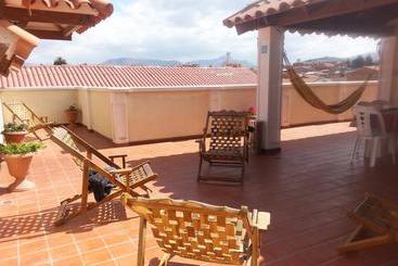 Villa Oropeza Hostel