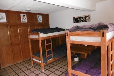 Hostel La Casa De Tounens