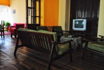 هتل La Posada Colonial