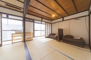 هاستل Book & Guesthouse Hitotomaru
