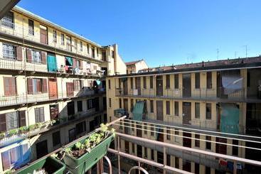 B&b Quater Lett
