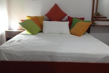 هتل Cinnamon Airport Residencies