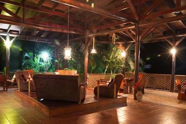 هتل Manuel Antonio Park House  Adults Only