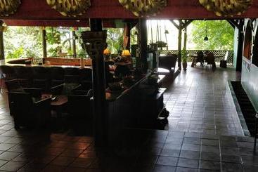 هتل Manuel Antonio Park House  Adults Only