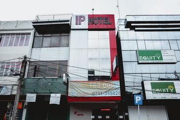 هتل Reddoorz Plus Near Palembang Indah Mall
