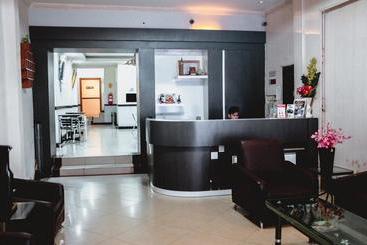 هتل Reddoorz Plus Near Palembang Indah Mall