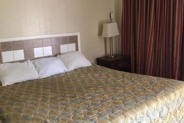 Grand Motel