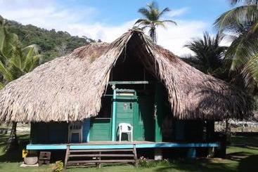 هتل Bahia Lodge