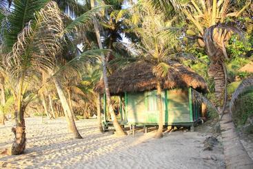 هتل Bahia Lodge