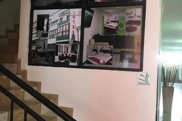 هتل Cartago Plaza