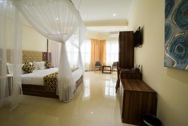 هتل Spice Palace