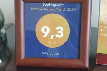 تختخواب و صبحانه Villa Segovia