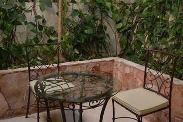 هتل Casa Rivas Culture And Spa