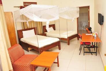هتل Country Inn Masindi