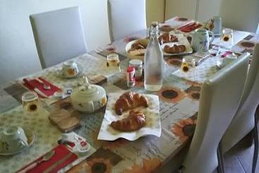 تختخواب و صبحانه Casa Fiorita