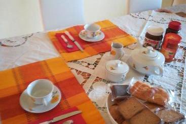 تختخواب و صبحانه Casa Fiorita