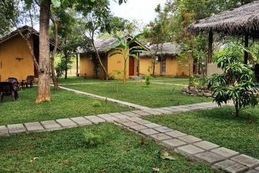 هتل Sat Nam Village