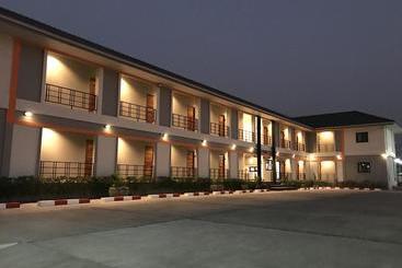 هاستل Tan Bann Mansion Surin