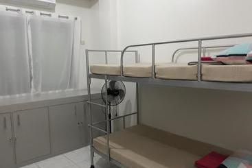 住宿加早餐  Jdl Residences Hostel