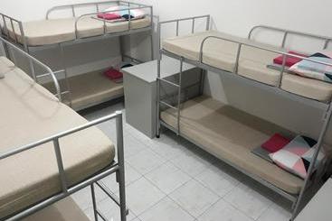住宿加早餐  Jdl Residences Hostel