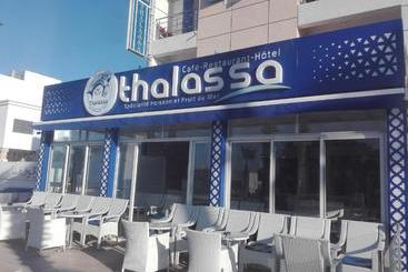 تختخواب و صبحانه Thalassa