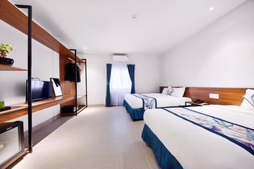 هتل Essenza  & Spa