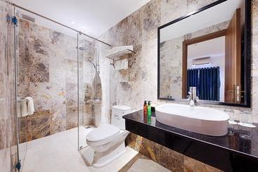 هتل Essenza  & Spa