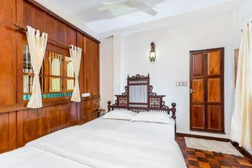 فندق Kumarakom Wood Castle Serviced Appartments