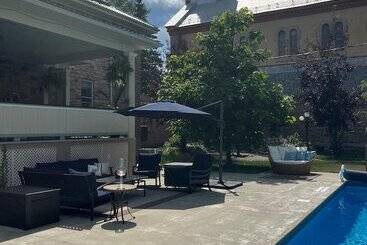 ホテル Manoir Chamberland