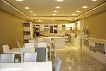 زيد للأجنحة الفندقية   Zaid Hotel Suites
