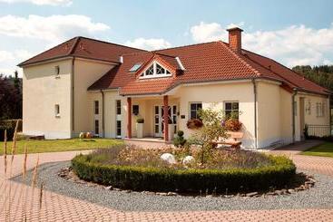 ホテル Das Landhaus