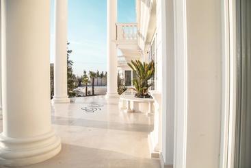 هتل Villa Pascucci