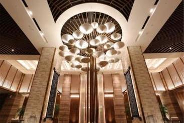 هتل Howard Johnson Hot Spring Resort Anshun