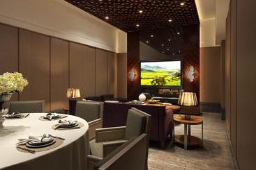 هتل Howard Johnson Hot Spring Resort Anshun