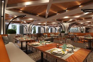 هتل Howard Johnson Hot Spring Resort Anshun