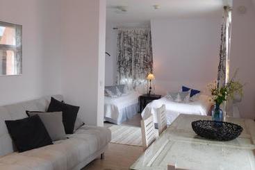 Boutique Hotel Tavis, Check In Olavinkatu 8