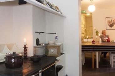 Boutique Hotel Tavis, Check In Olavinkatu 8
