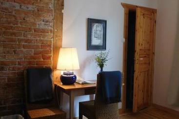 Boutique Hotel Tavis, Check In Olavinkatu 8