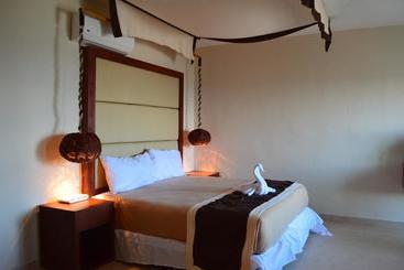 هتل Villas Valentina