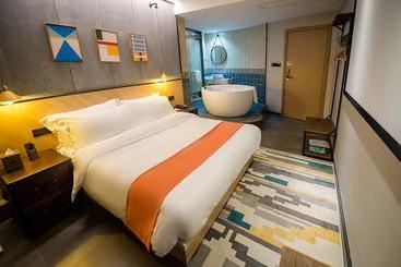 Huiyou Maison Hotel Changsha Walker Street Huangxing Plaza Metro Branch