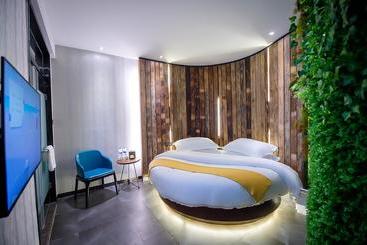 Huiyou Maison Hotel Changsha Walker Street Huangxing Plaza Metro Branch