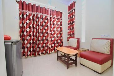 Oyo 7728 Hotel Nayaab Comforts