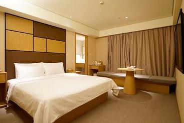 Ji Hotel Suzhou Sports Center