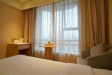 Ji Hotel Suzhou Sports Center