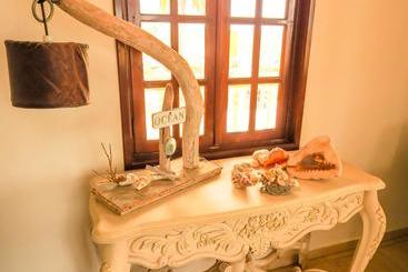 تختخواب و صبحانه Landhuis Belnem Bonaire