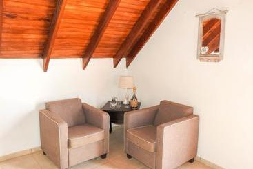 تختخواب و صبحانه Landhuis Belnem Bonaire