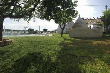 استراحتگاه Borgo D'itria