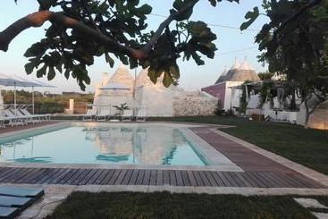 استراحتگاه Borgo D'itria