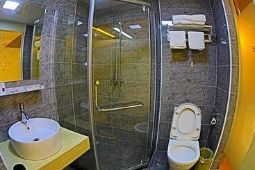 בית מלון כפרי Thank Inn Chain  Jiangxi Jian Erqi Road