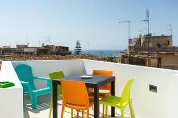 تختخواب و صبحانه Regina's Home